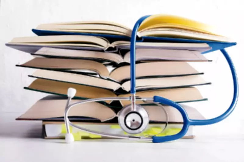 Jammu & Kashmir CS Unveils Comprehensive Plan for Tertiary Care Expansion in Colleges