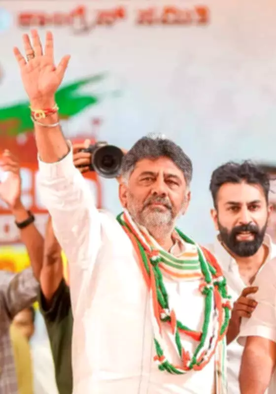 Karnataka Congress Dinner Amid CM Change Buzz; Shivakumar Addresses Water Dispute