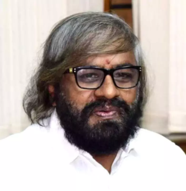 Karnataka Forest Department Intensifies Patrols Amid LPG Shortage-Driven Firewood Demand