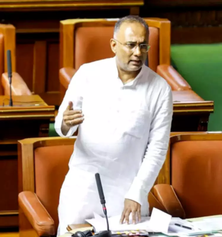 Karnataka Health Minister Faces Fire Over Doctor Transfers, Medicine Shortages