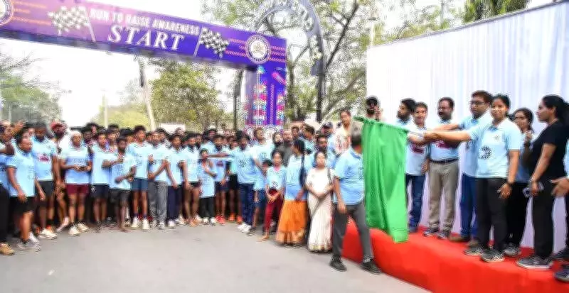 Karnataka Police Flags Off Anti-Drug, Road Safety Marathon in Ballari