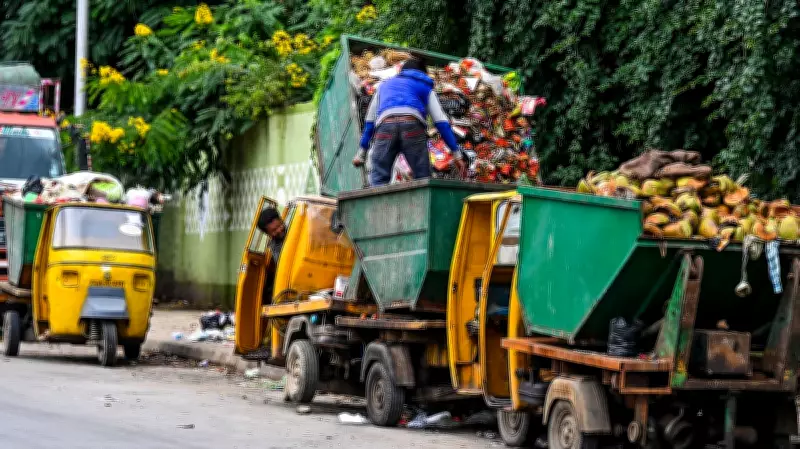 Karnataka's Urban Waste Management: 7,304 MT Daily from 325 Local Bodies
