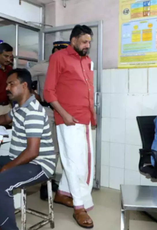 Kerala High Court Stays Remarks That Cleared Sabarimala Gold Heist Accused