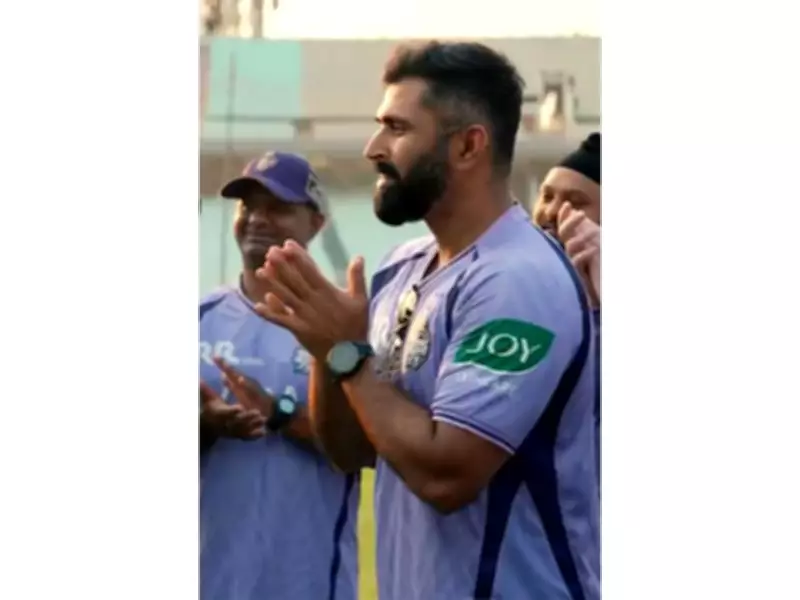 KKR Coach Abhishek Nayar Inspires Squad with Motivational Speech at Eden Gardens