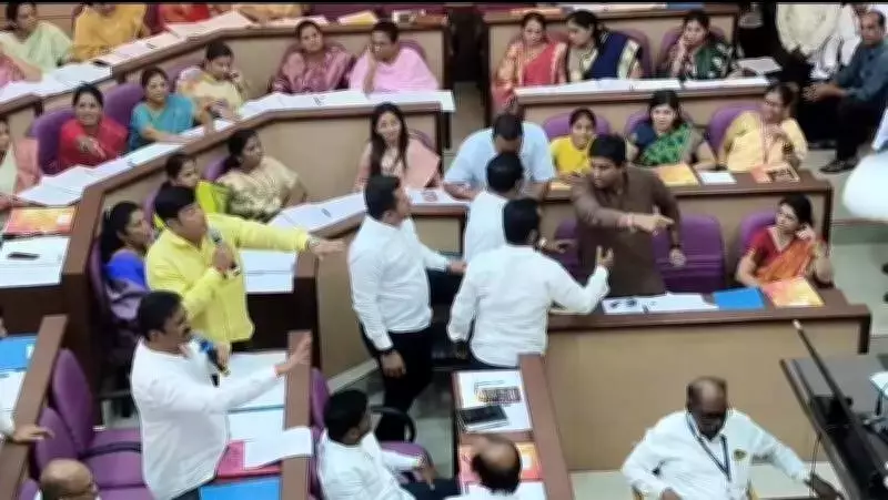 Kolhapur Municipal Corporation Meeting Descends Into Chaos After 5-Year Hiatus