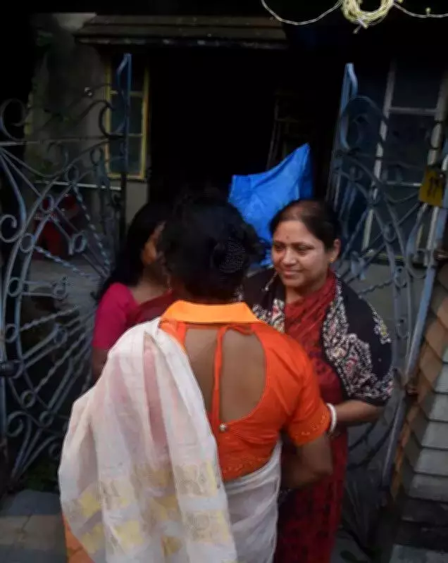 Kolkata Mother Enters Politics After Daughter's Tragic Death, Seeks Justice