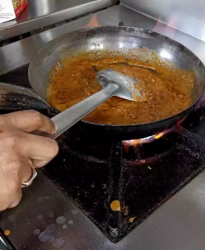 Kolkata Restaurants Breathe Easier as LPG Supply Resumes, Menu Items Return