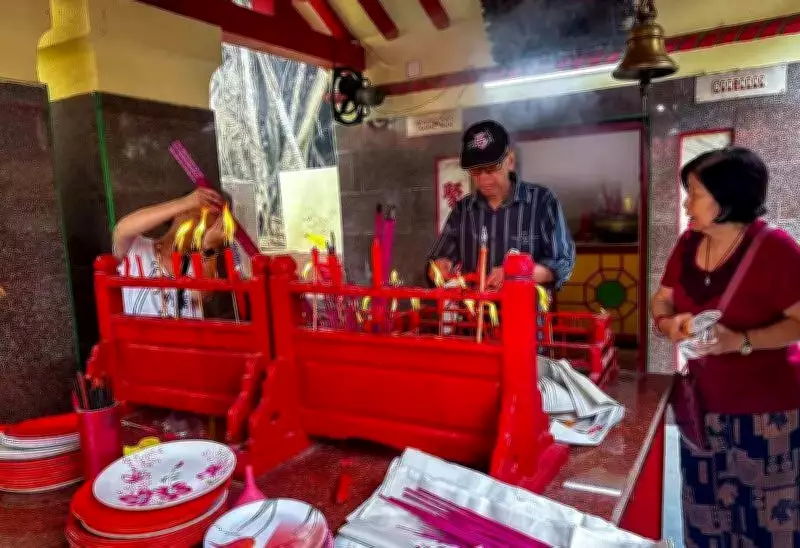 Kolkata's Chinese Community Honors Founder Tong Achew at Historic Achipur Temple