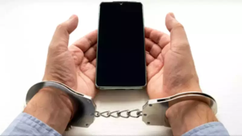 Kuwait Arrests Social Media Users for Mocking Armed Forces Amid Regional Conflict