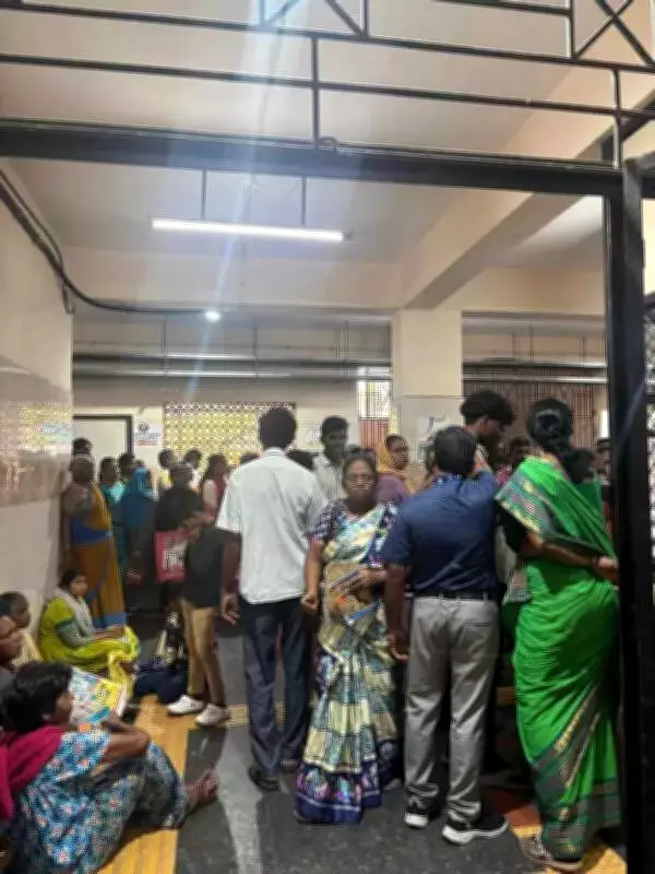 Long Queues Plague Neurology Patients at Chennai's Stanley Hospital