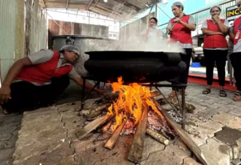 LPG Crisis Cripples Idukki: Hotels Shut, Funeral Rites Threatened