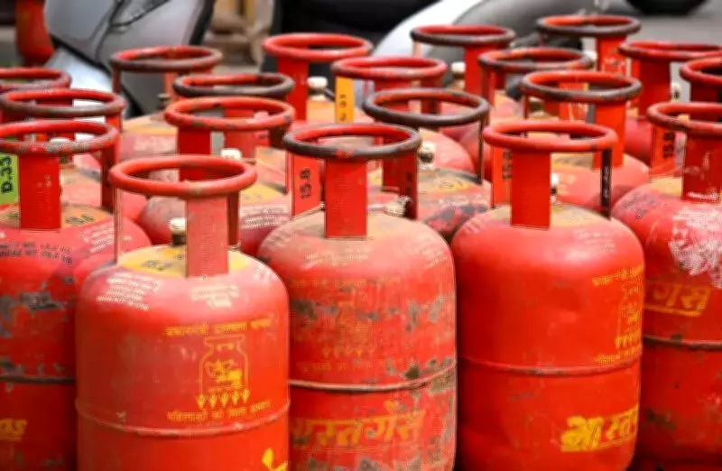 LPG Shortage Forces Vijayawada Schools to Cancel Student Breakfast Programs