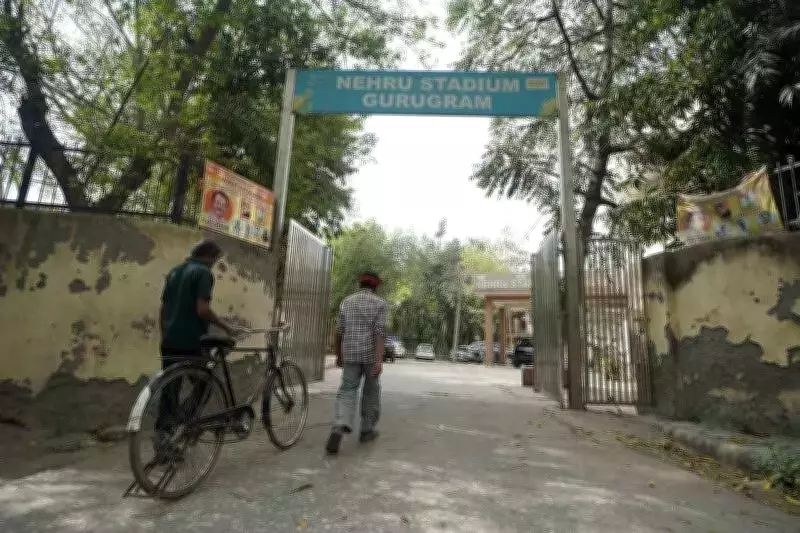 LPG Shortage Threatens Closure of Nehru Stadium Hostel Canteen, Disrupting Volleyball Trainees