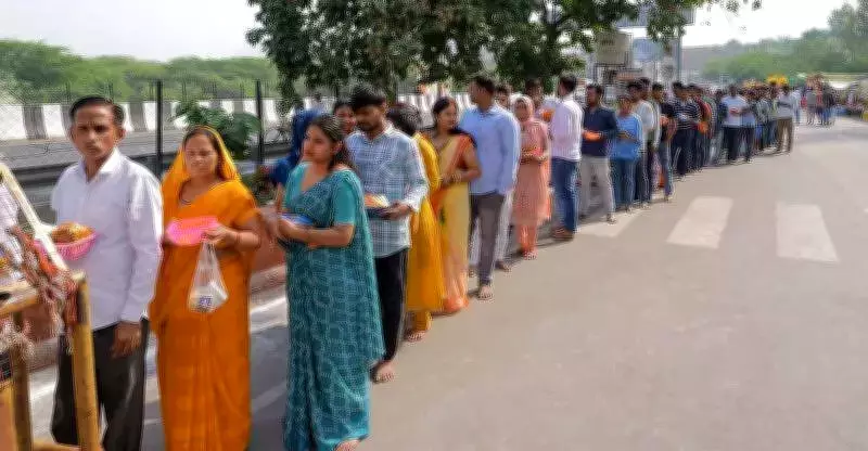 Lucknow Celebrates Chaitra Navratri with Devotion and Traditional Rituals