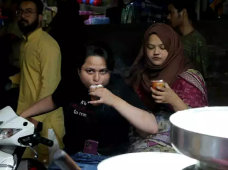 Lucknow's Ramzan Nights: Awadhi Heritage Meets West Asian Flavors in Food Festival