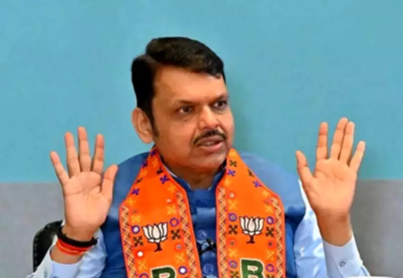 Maharashtra CM Fadnavis Assures Ample LPG Stock, Blames Opposition for Panic