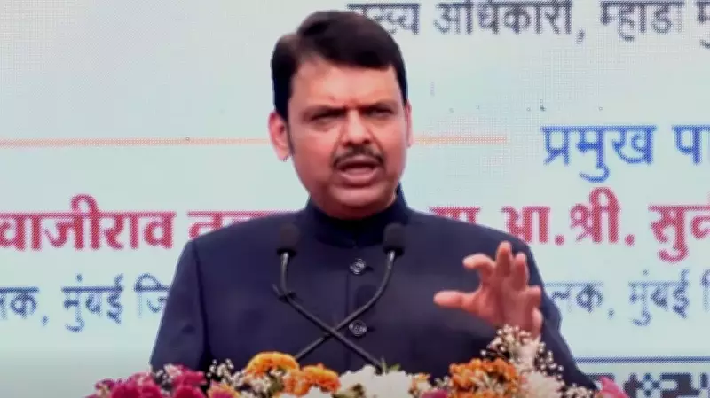 Maharashtra CM Fadnavis Dispels Lockdown Rumors Amid Fuel Panic Buying in Mumbai Region