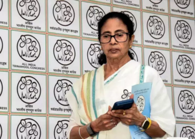 Mamata Banerjee Alleges 10 Lakh Voter Deletions, Warns of Post-Poll Delimitation & NRC