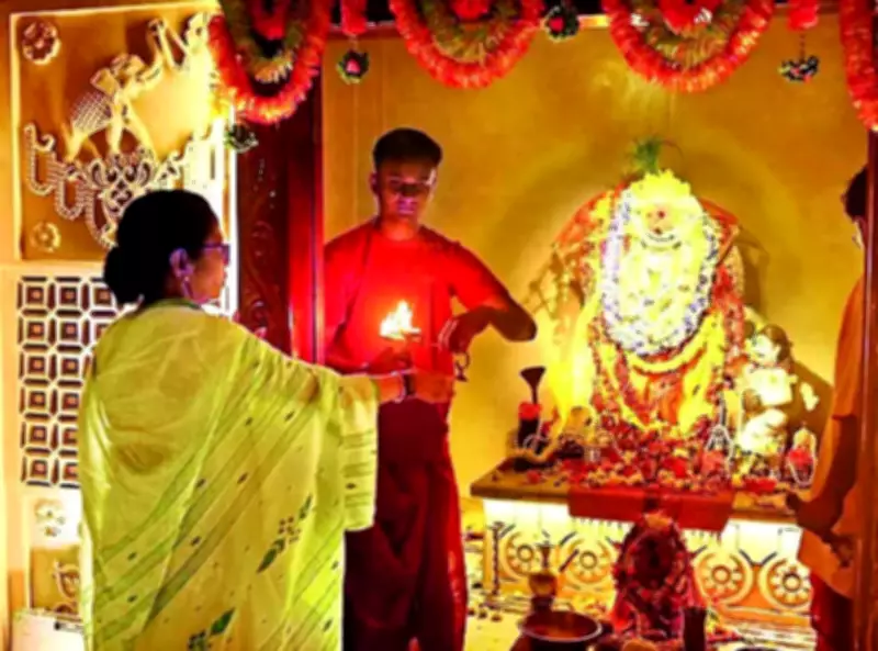 Mamata Banerjee Launches 2026 Campaign with Bhowanipore Meeting Amid Voter Roll Concerns