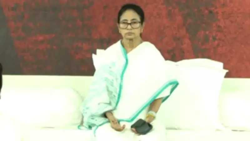 Mamata Banerjee Launches Sit-In Protest Against Alleged Voter Roll Deletions in West Bengal