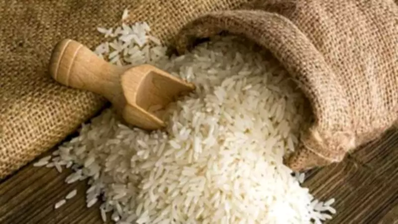 Middle East Conflict Chokes India's Basmati Rice Exports, 400,000 Tons Stranded