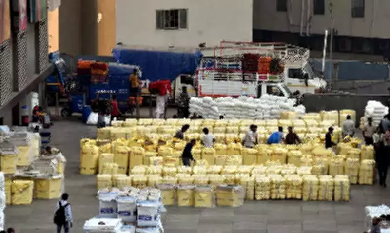 Middle East Conflict Impacts Surat's Diamond and Textile Industries, Warns SGCCI