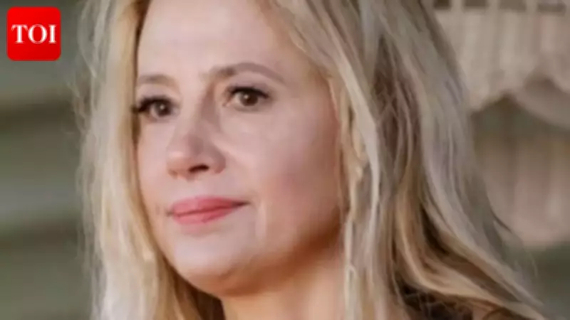 Mira Sorvino Reflects on 'Romy and Michele's' Enduring Legacy and Sequel Plans