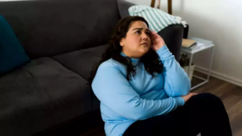 Modern Women's Fertility Anxiety: Navigating Biological Clocks and Societal Pressure