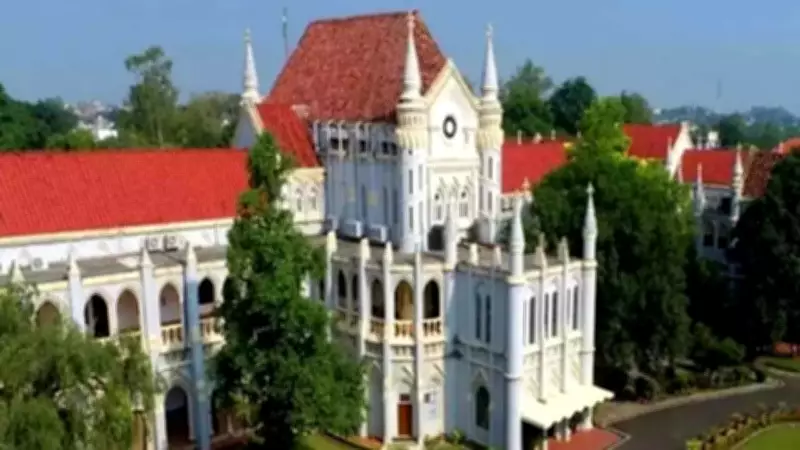 MP High Court Allows Woman to Return to Matrimonial Home with Safety Monitoring