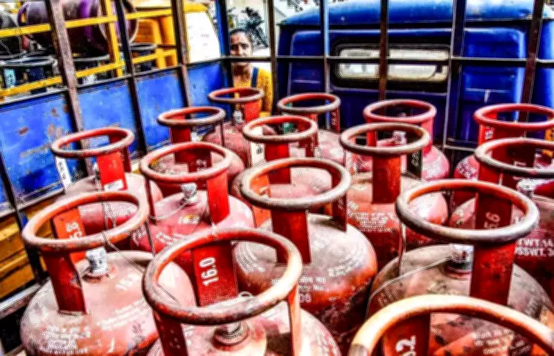 MP Hotel Association Demands ESMA Cover Amid LPG Supply Crisis