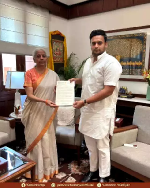 MP Yaduveer Wadiyar Urges Inclusion of Mysuru in Urban Economic Zone Scheme