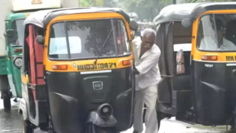 Mumbai Auto Drivers Demand MGL Fix Low CNG Pressure in Western Suburbs