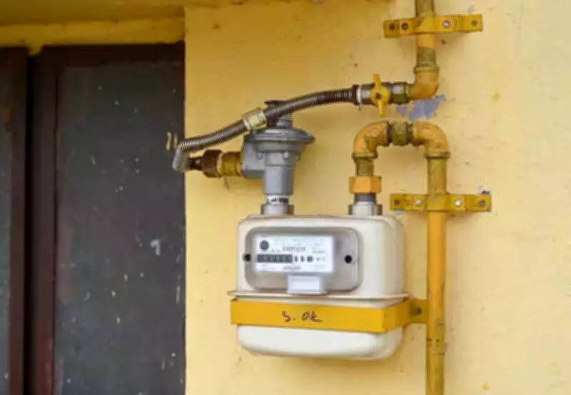 Nashik PNG Rollout Faces Delays and Disparities, New Policy Aims to Speed Up