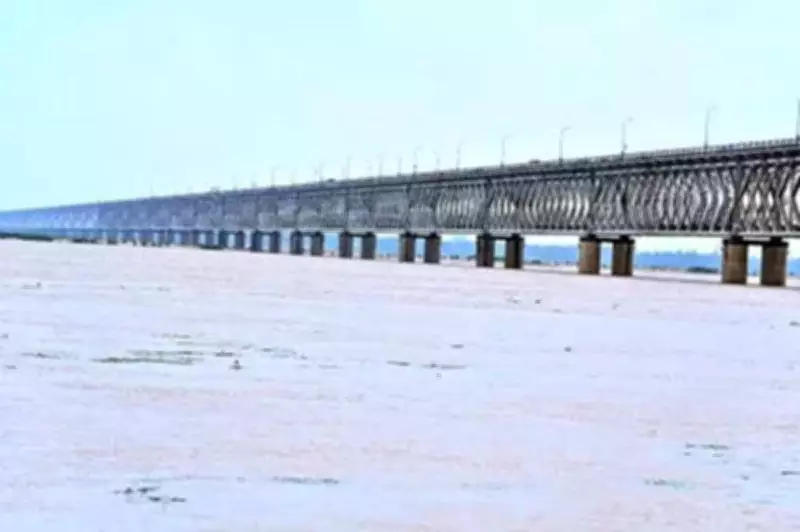 Nashik's Historic Weir Gets 10 New Gates to Prevent Godavari Flooding