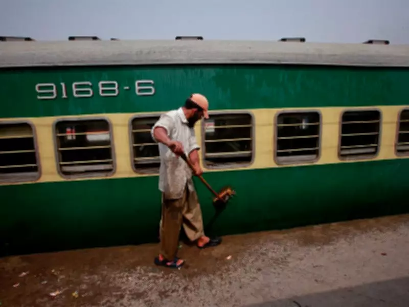 Pakistan Railways Slashes Passenger Concessions in Major Policy Overhaul
