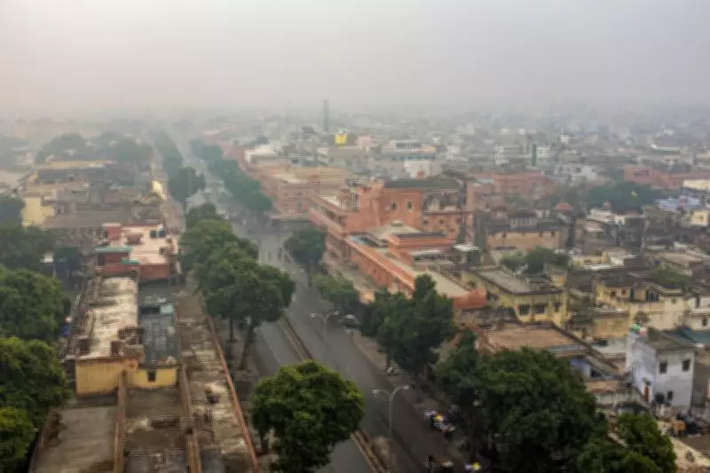 Pakistan Tops Global Pollution Rankings in 2025, India's Loni Named Most Polluted City