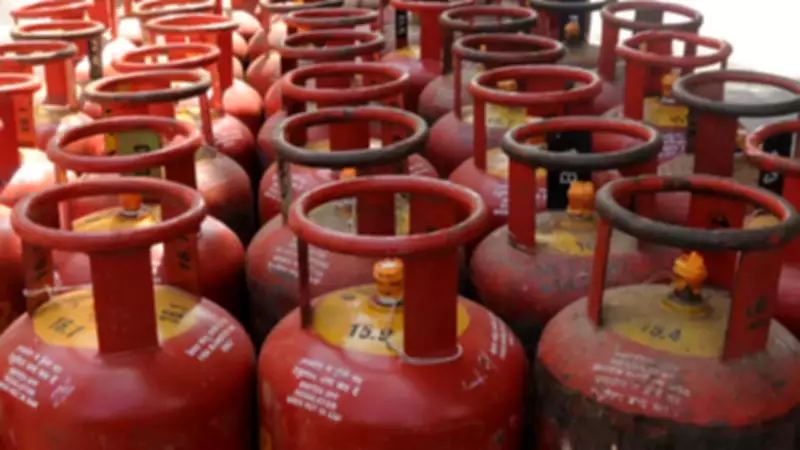 Panic Over LPG Shortage in Lakhimpur Kheri Amid Middle East Conflict Fears