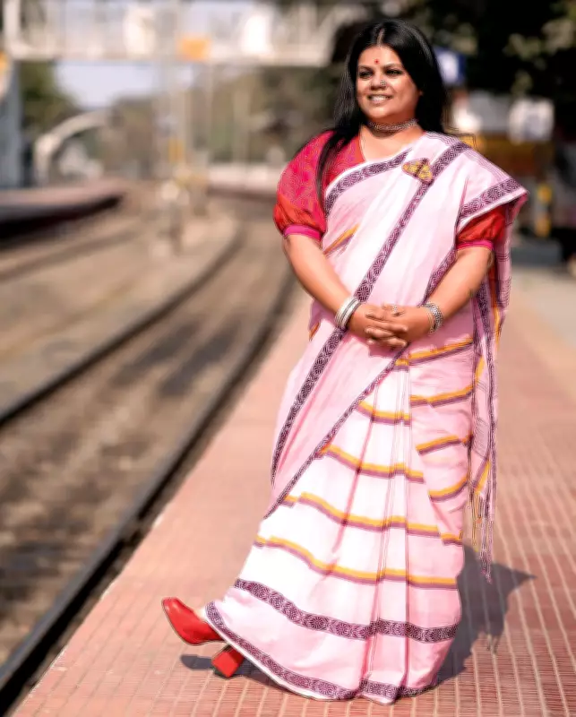 Parama Ghosh Redefines Kolkata Fashion with Storytelling Blouses and Saris