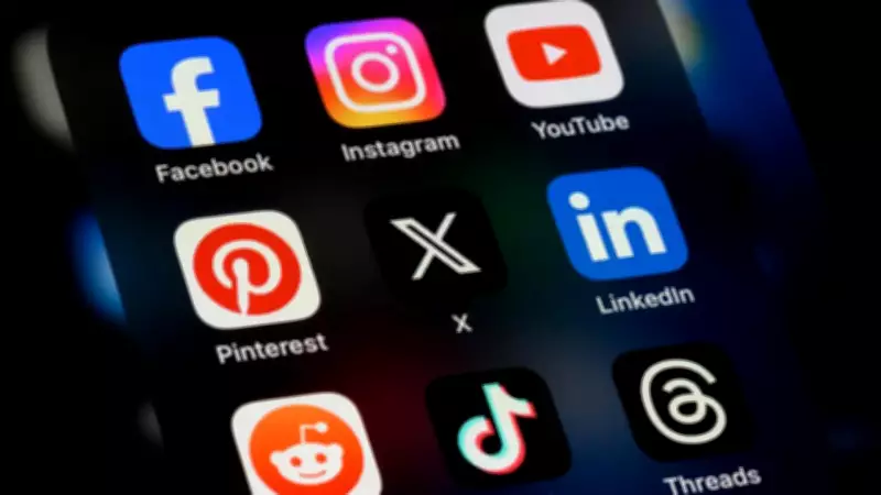 Parliamentary Panel Urges Age Restrictions on Social Media, AI Regulation Law