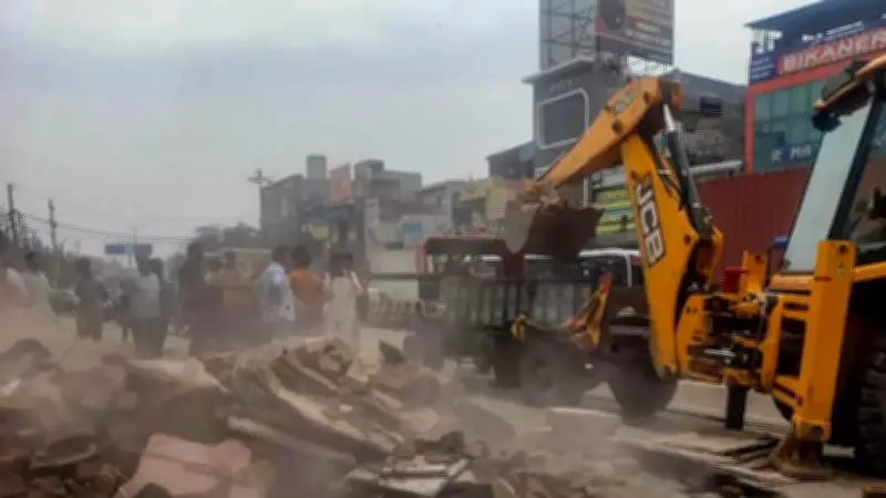 Pataudi Municipal Committee Clears 2km Road Stretch in Major Anti-Encroachment Drive
