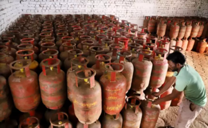 Patiala Sees 300% Surge in Domestic LPG Bookings Amid West Asia Conflict