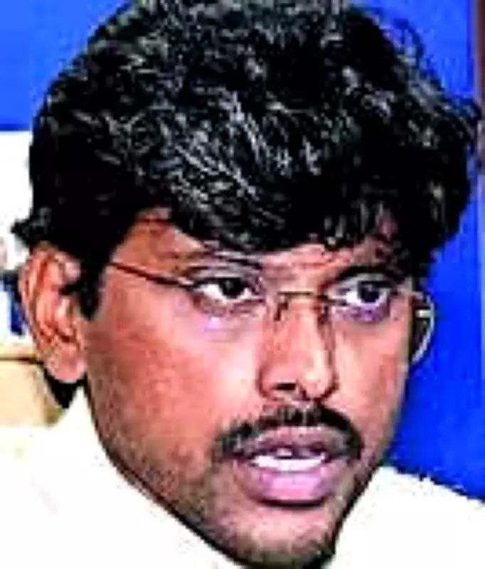 Patna DM Urges Strict Fire Safety Compliance During High-Risk Season