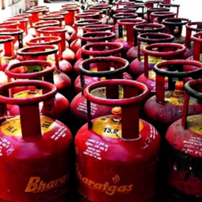 Patna LPG Cylinder Shortage: 15-25 Day Wait for Second Booking Amid West Asia Conflict