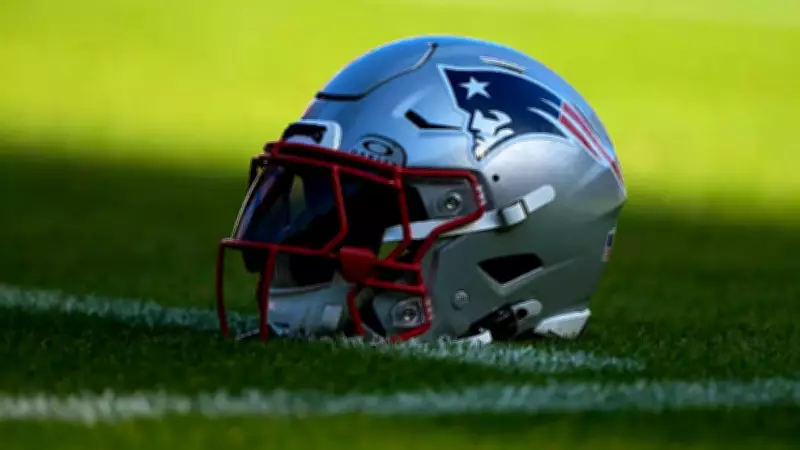 Patriots Eye Tyreek Hill as Backup Plan If AJ Brown Trade Fails to Materialize