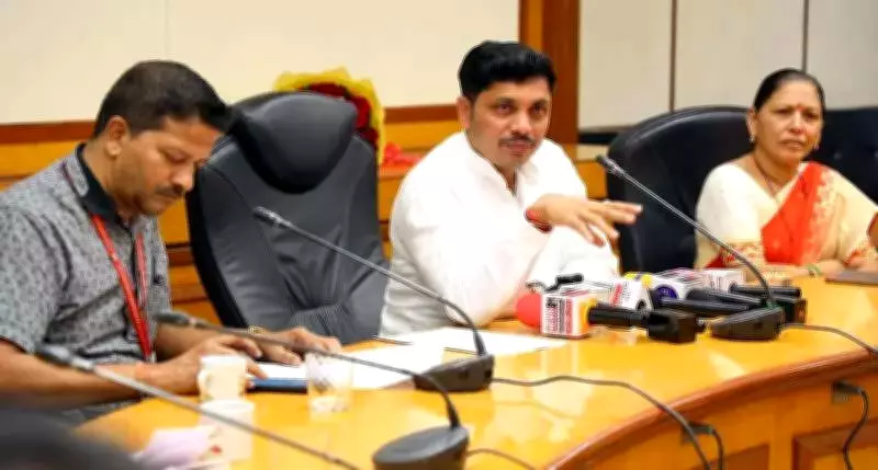 Pimpri Chinchwad Mayor Announces Stray Dog Policy Meeting with NGOs and Animal Lovers