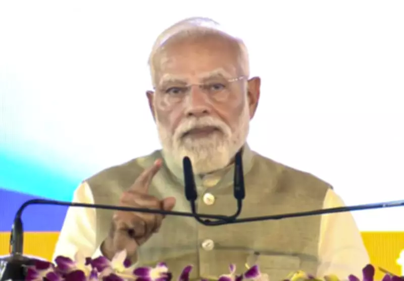 PM Modi Launches Poll Campaign in Bengal, Accuses TMC of Disrespecting President and Tribals