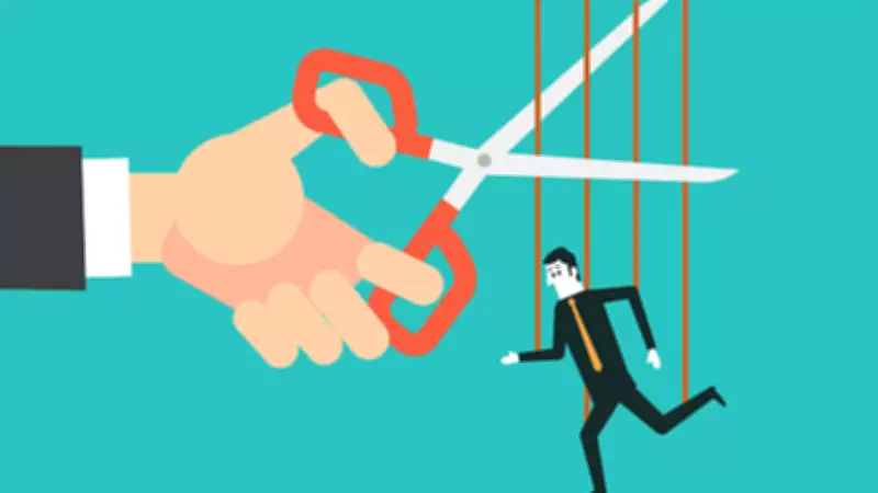 Poll: 1 in 3 Americans Fear AI Will Make Their Job Obsolete