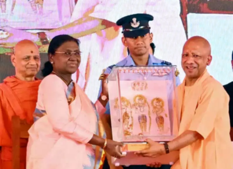 President Murmu Invokes Ram Rajya Ideals at Ayodhya Temple on Navratri