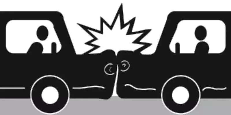 Pune Couple Killed in Tragic Road Accident on Chakan-Talegaon Road