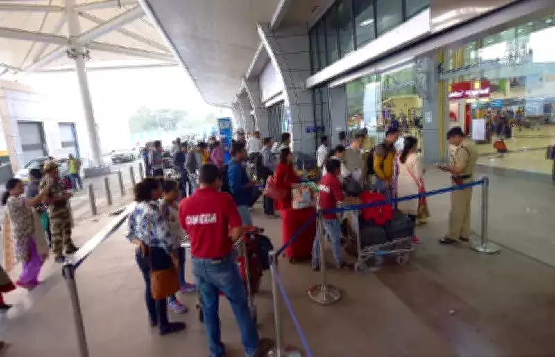 Pune-Dubai Flights Cancelled Amid Middle East Airspace Closure Due to Tensions